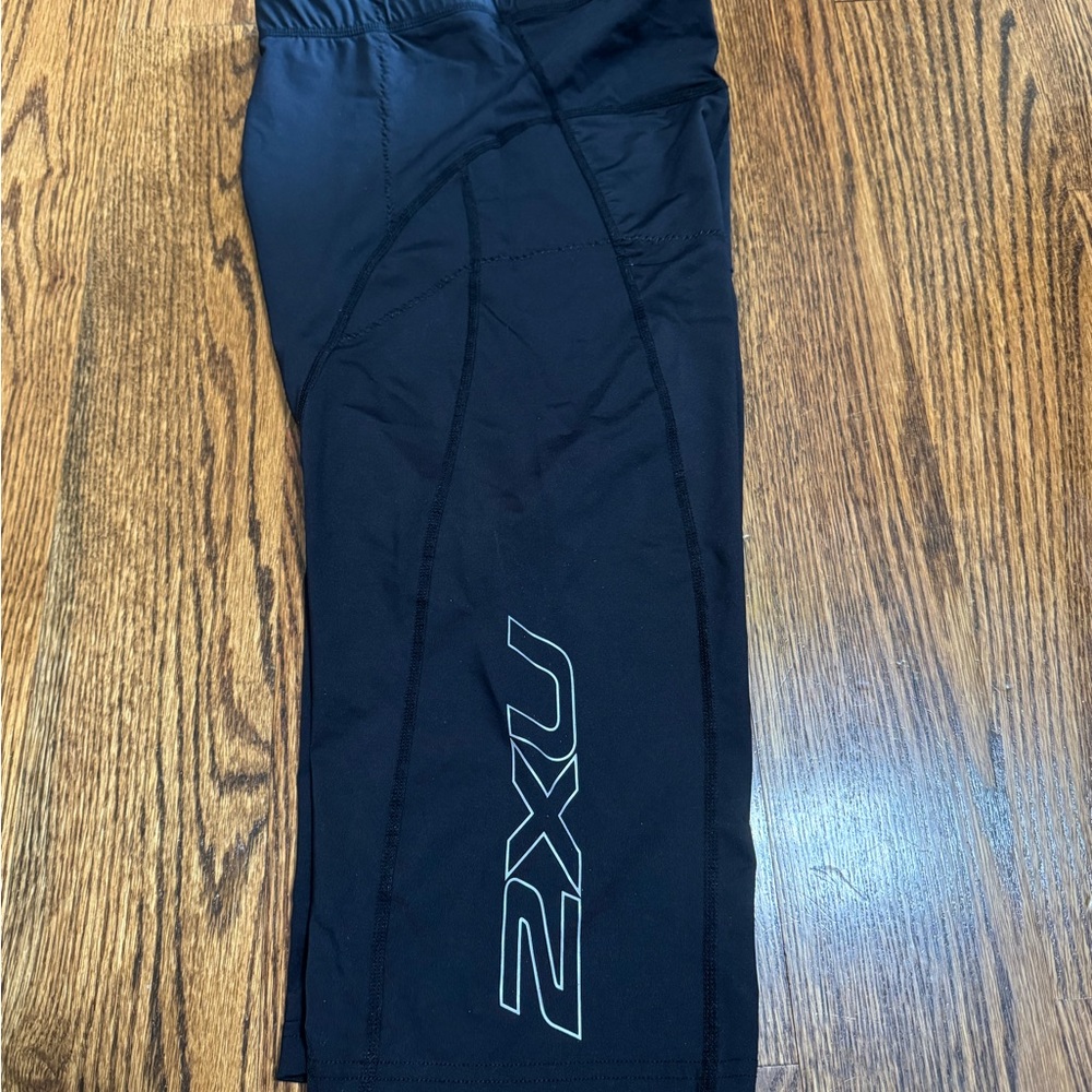 2XU Women's postpartum high waist figure flattering support compression shorts - Picture 5 of 5